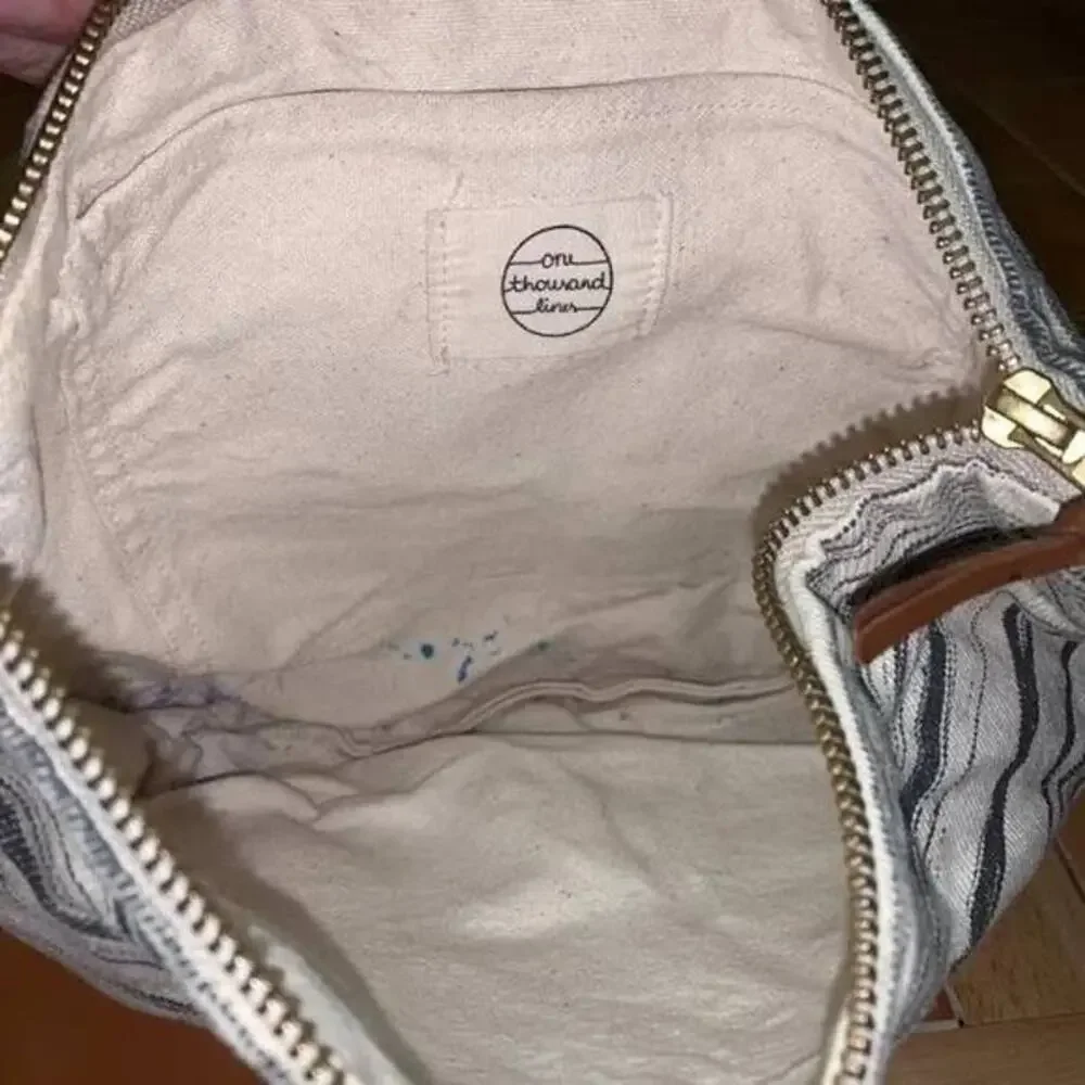 ONE THOUSAND LINES Vintage Boutique Crossbody Hemp Organic Cotton Canvas